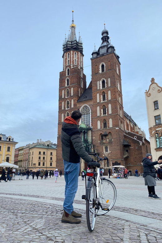 krakow-old-town-and-kazimierz-guided-bike-tour