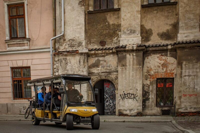krakow-old-town-city-sightseeing-tour-eco-buggy-golf-cart
