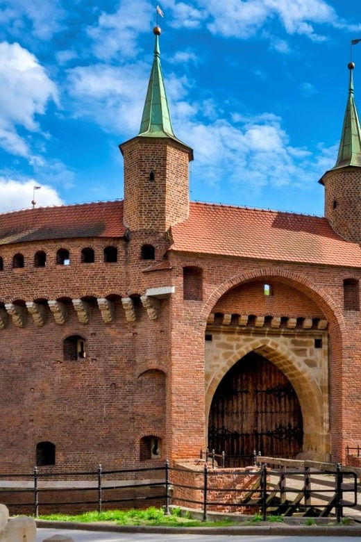 krakow-old-town-city-tour-in-a-golf-cart