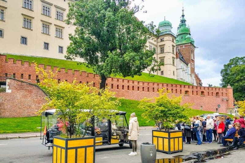 Krakow: Old Town, Kazimierz and Ghetto by Electric Golf Cart - The Experience in Detail