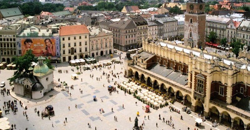 krakow-old-town-kazimierz-highlights-tour-by-electric-car-2