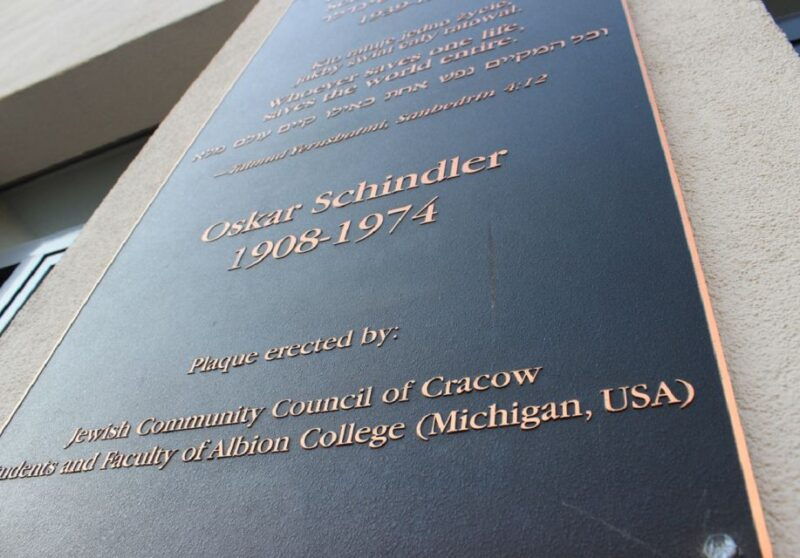 krakow-oskar-schindlers-enamel-factory-museum-guided-tour