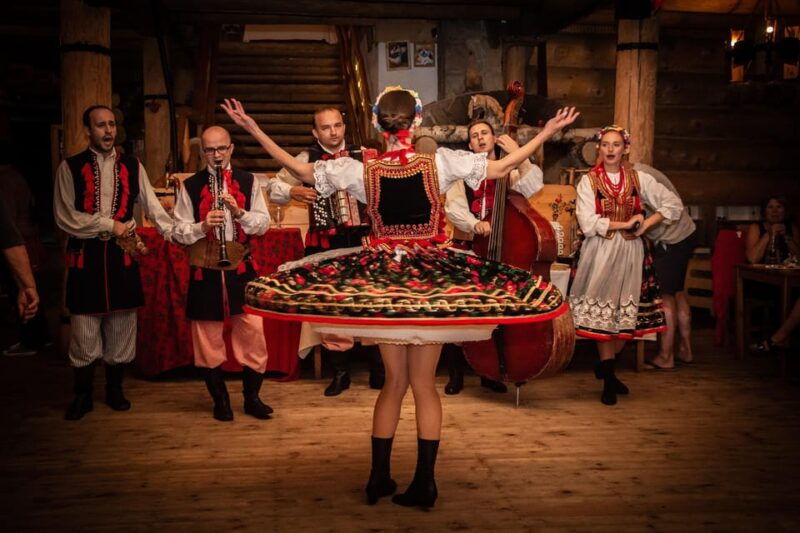 krakow-polish-folk-night-with-dinner-and-unlimited-drinks