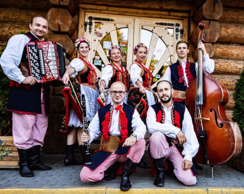 krakow-polish-folk-night-with-dinner-and-unlimited-drinks