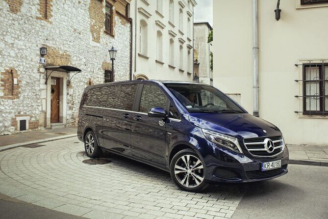 Krakow: Private Airport Transfer - A Practical Solution for Getting to and from Krakow Airport