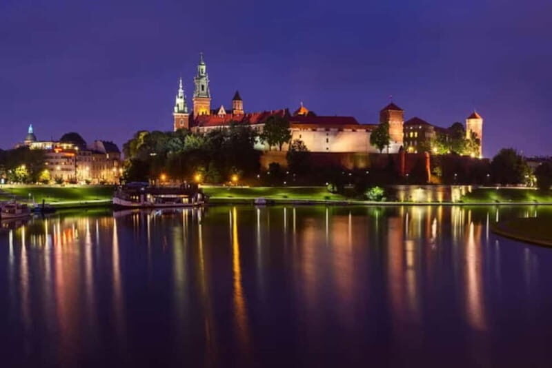 Krakow: Private Evening Boat Tour - Key Points