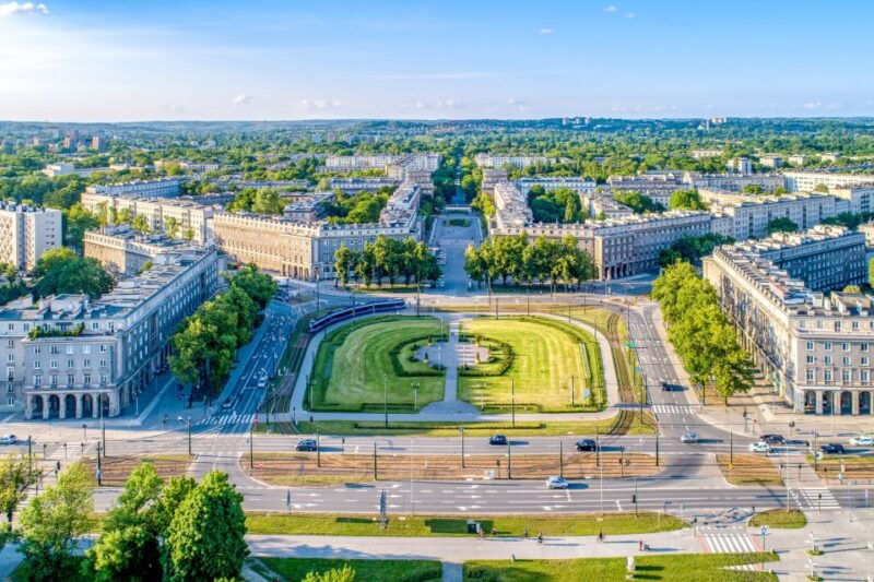 krakow-private-nowa-huta-adventure-tour-in-communist-cars