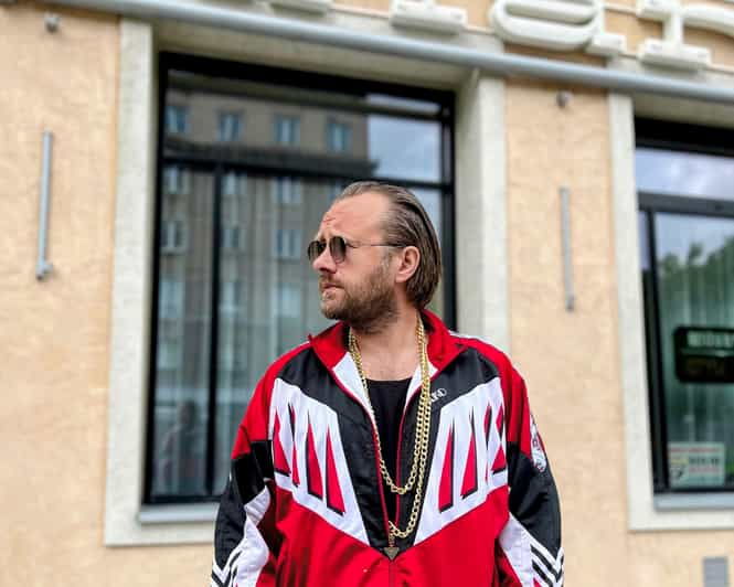 krakow-private-old-town-comedy-walk-with-a-crazy-guide