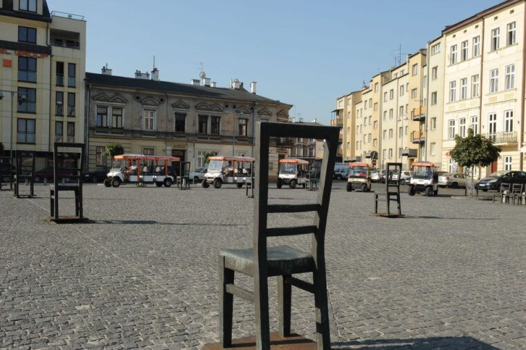 krakow-private-sightseeing-by-electric-car