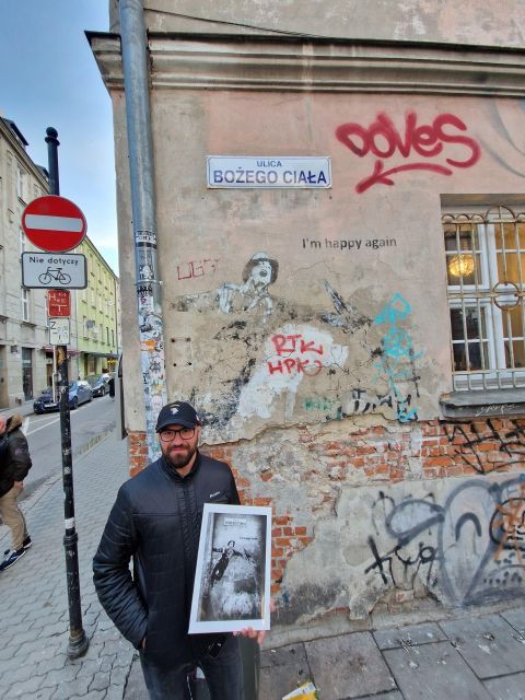 krakow-private-walking-tour-on-the-trail-of-street-art