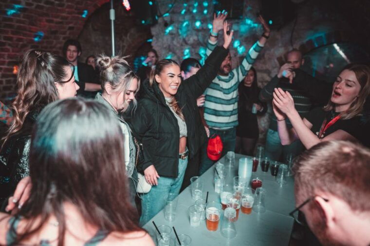 krakow-pub-crawl-with-1-hour-of-unlimited-alcoholic-drinks
