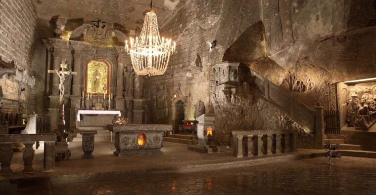 krakow-river-cruise-and-wieliczka-salt-mine-group-tour-2