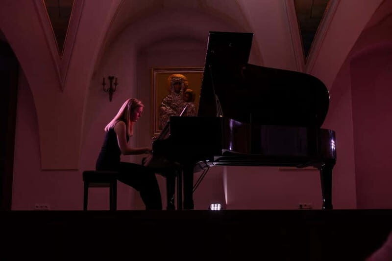 Kraków: Romantic Candlelight Chopin Piano Concert - FAQ