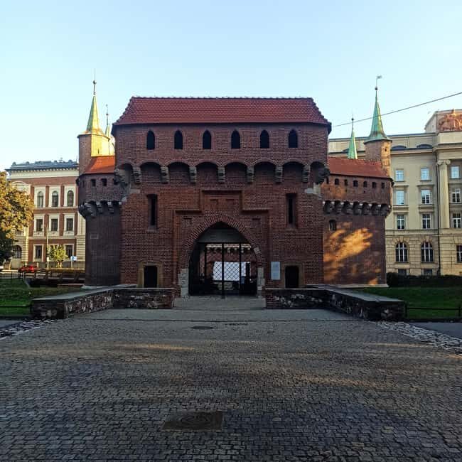 Krakow: Royal Route Guided Walking Tour - Key Points