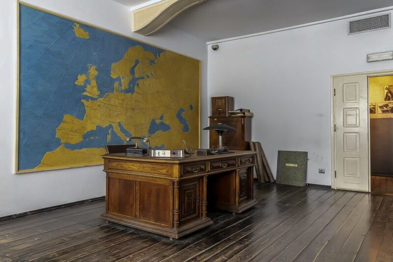 krakow-schindlers-factory-ghetto-guided-tour-3