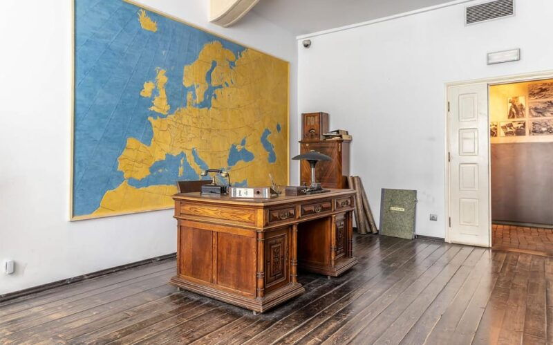 krakow-schindlers-factory-guided-tour-english