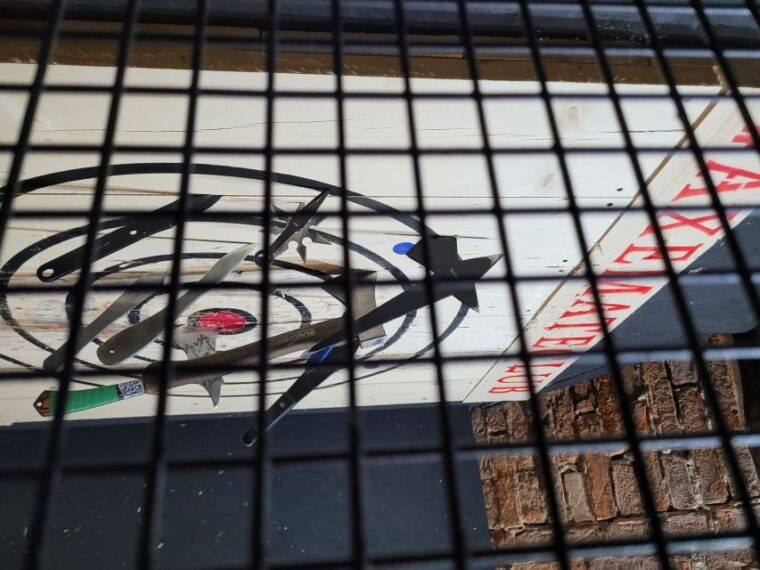 krakow-shurikens-kunais-knives-tomahawks-axes-shooting