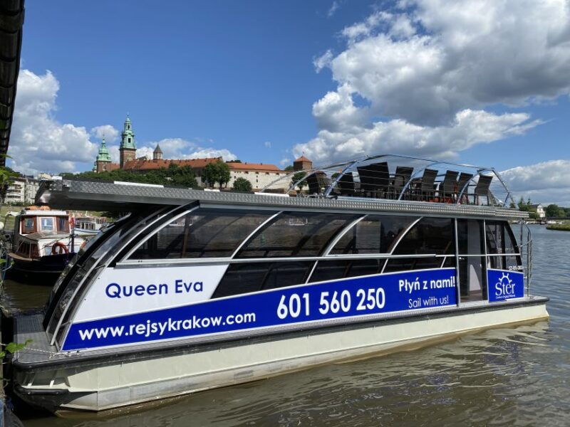 krakow-sightseeing-cruise-on-the-vistula-river-2