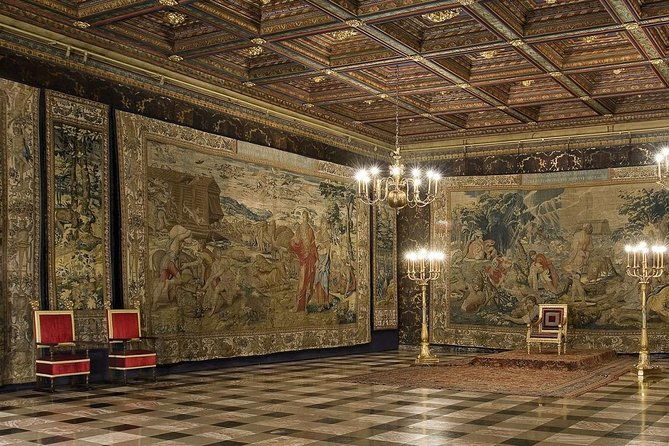 krakow-skip-the-line-wawel-castle-and-cathedral-private-tour