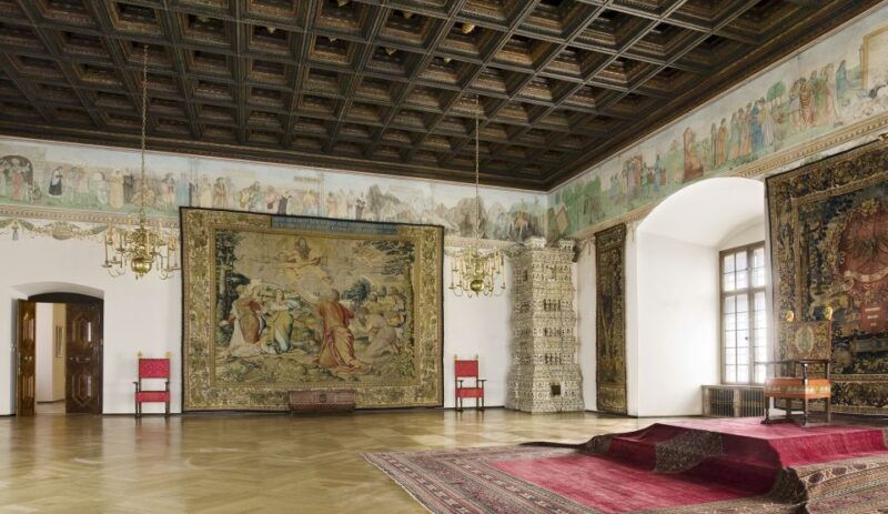krakow-skip-the-line-wawel-castle-cathedral-private-tour