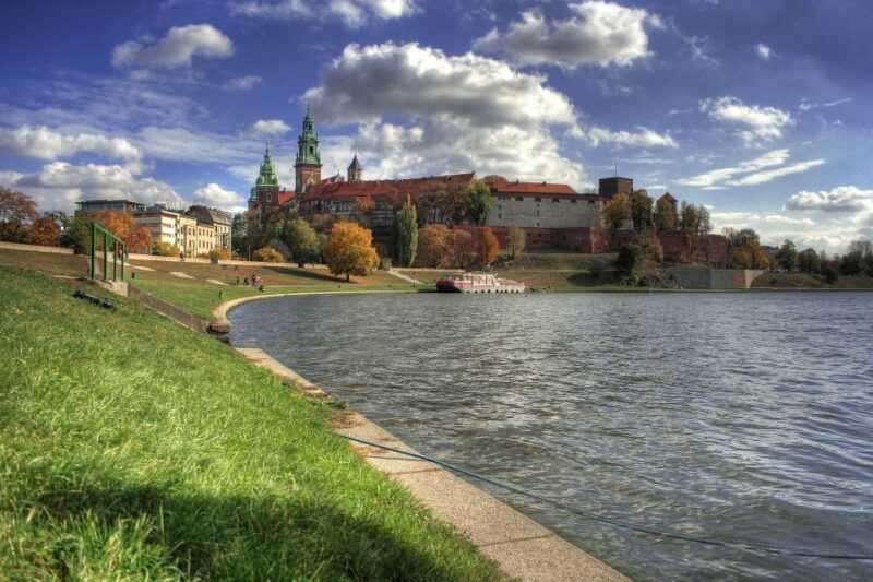 krakow-skip-the-line-wawel-castle-old-town-guided-tour-2
