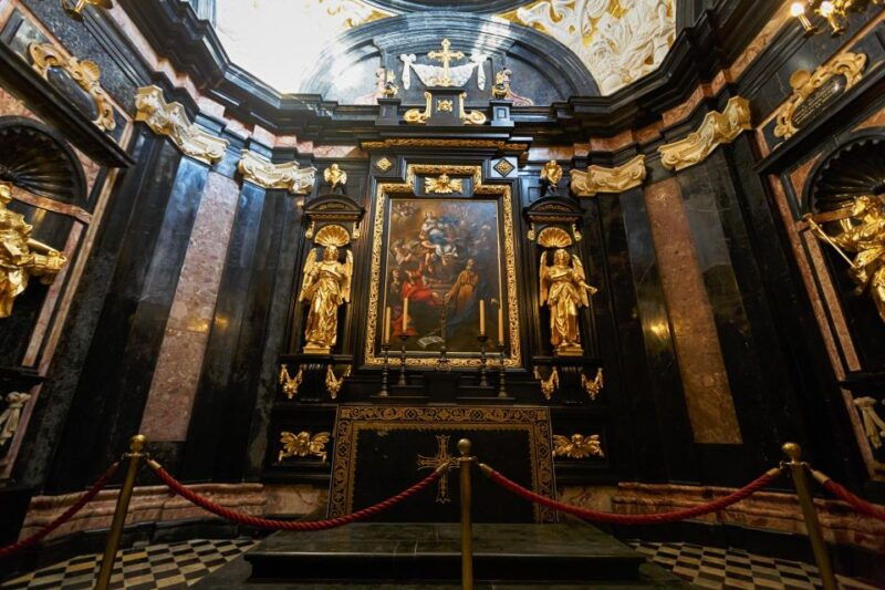 krakow-skip-the-line-wawel-castle-royal-apartments-tour