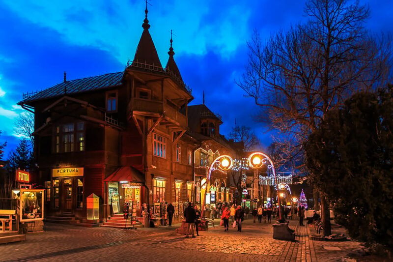 krakow-slovakia-treetop-walk-zakopane-tour-hotel-pickup