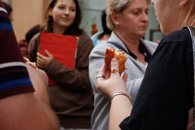 krakow-street-food-tasting-walking-tour