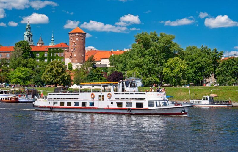 krakow-vistula-river-sightseeing-cruise-with-audio-guide