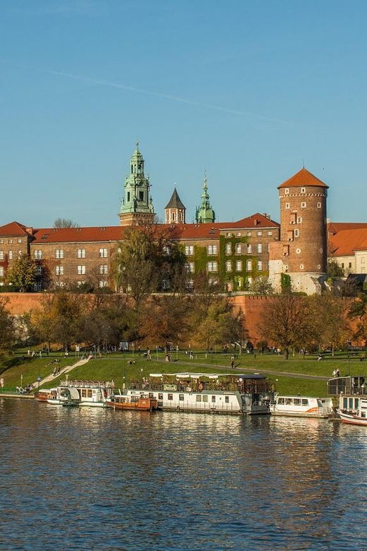 krakow-wawel-castle-cathedral-with-salt-mine-tour-lunch