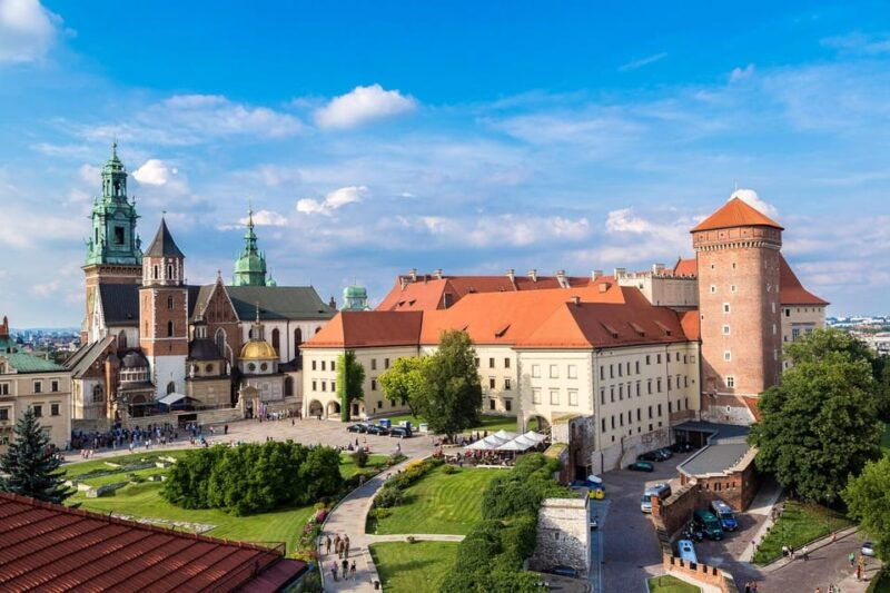 krakow-wawel-castle-cathedral-with-salt-mine-tour-lunch