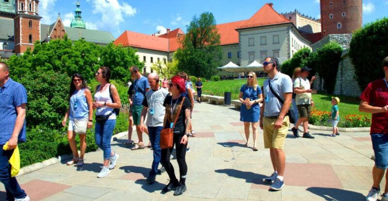 krakow-wawel-castle-guided-tour-with-entry-tickets