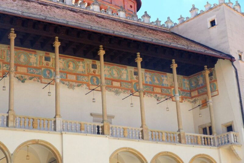 krakow-wawel-castle-guided-tour-with-entry-tickets