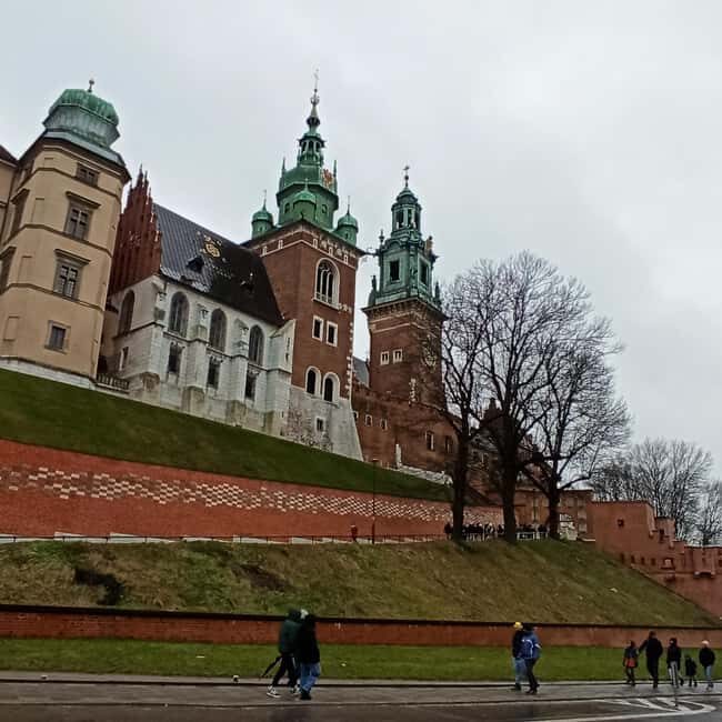 Krakow: Wawel Cathedral Guided Tour in Dutch - Final Words