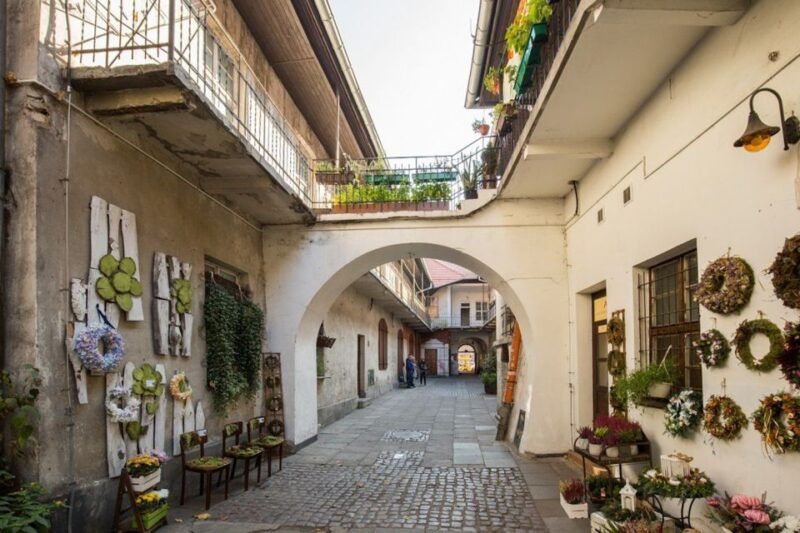 krakow-wawel-underground-schindler-wieliczka-auschwitz