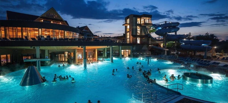 Krakow: Zakopane, Thermal Baths and Cable Car - The Vibrant Town of Zakopane