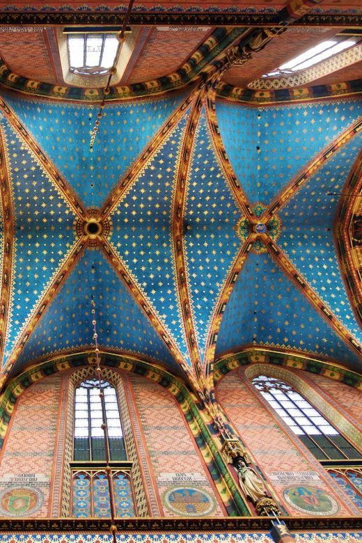 krakows-old-town-quick-review-st-marys-basilica-visit