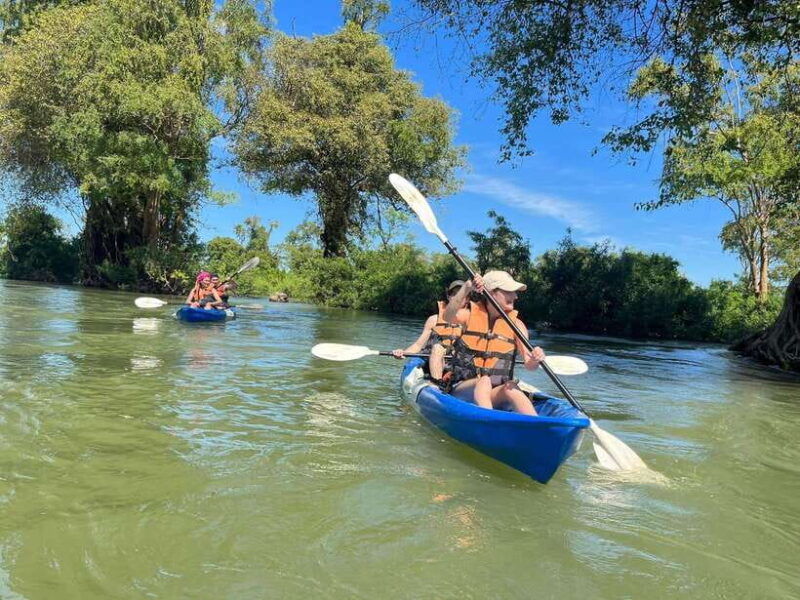 kratie-half-day-kayak-adventure-with-dolphin-watching