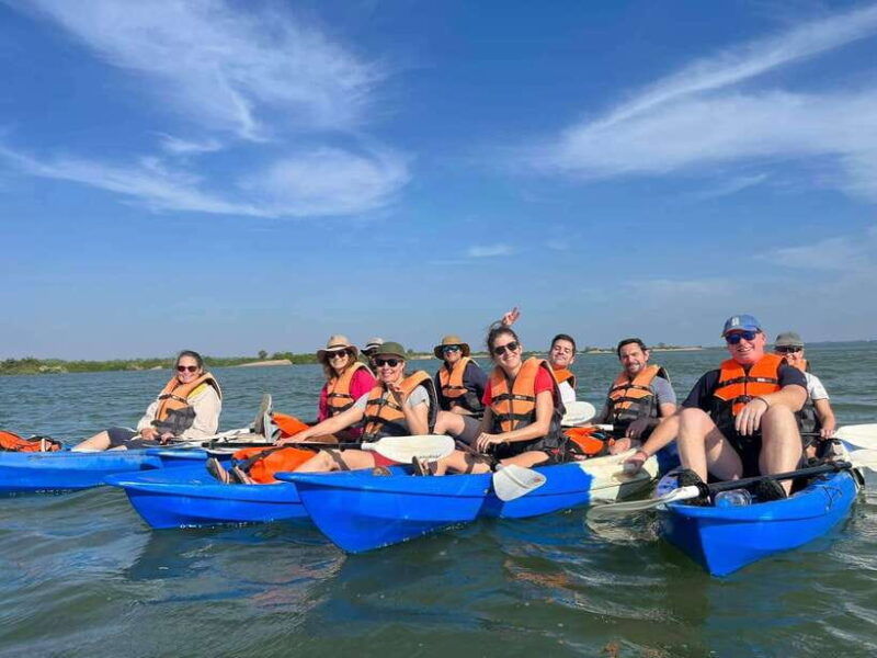 kratie-half-day-kayak-adventure-with-dolphin-watching