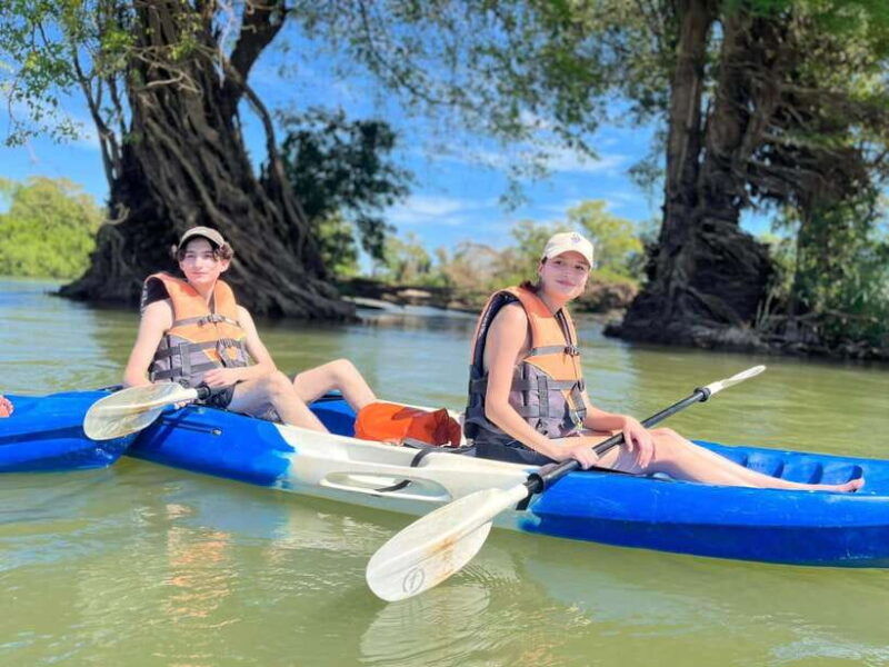 kratie-half-day-kayak-adventure-with-dolphin-watching