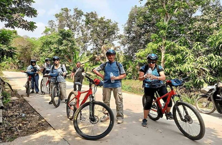 kratie-koh-trong-island-cycle-tour-with-snacks