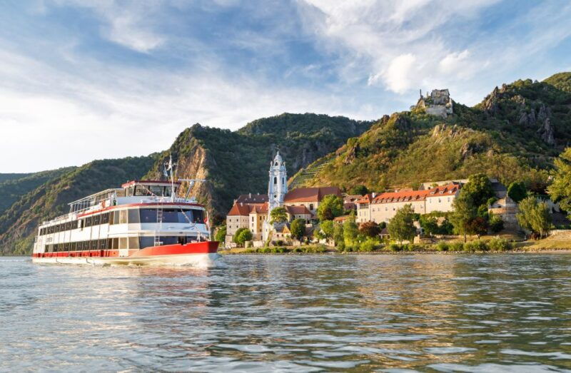 krems-wachau-valley-river-cruise-with-3-course-meal