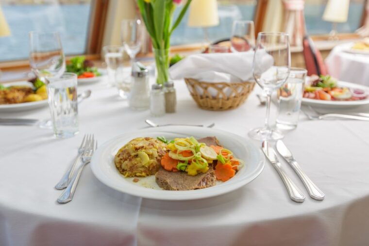 krems-wachau-valley-river-cruise-with-3-course-meal