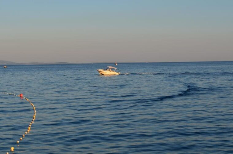 krk-rent-a-boat-atlantic-670-open-410kk