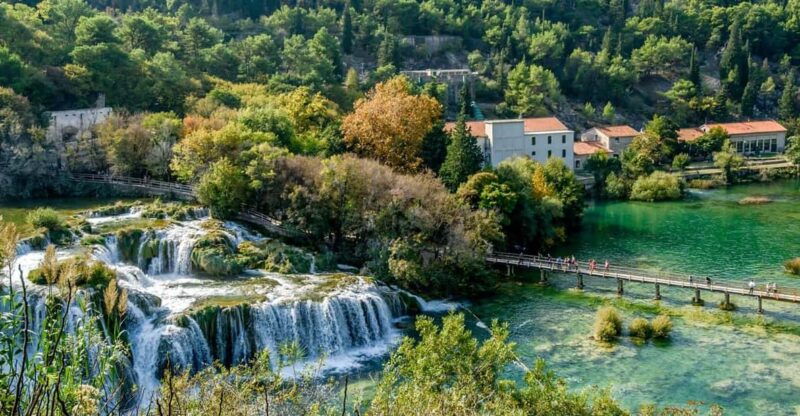 krka-waterfalls-group-tour-from-split