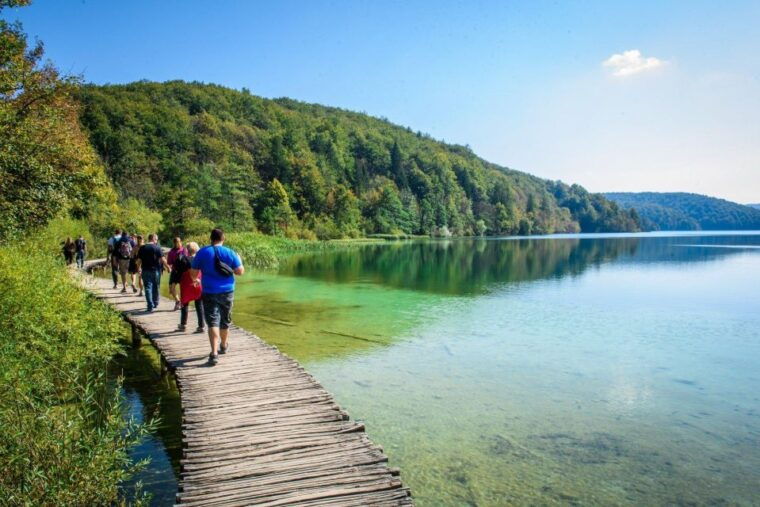 krka-waterfalls-private-tour-with-wine-a-shore-excursion