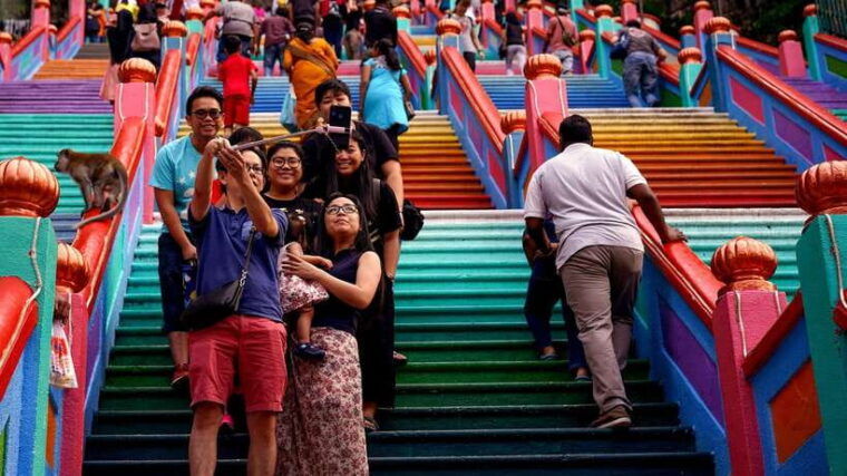 kuala-lumpur-batu-caves-historic-buildings-tour