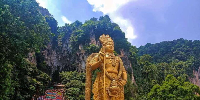 kuala-lumpur-batu-caves-ramayana-caves-and-kanching-falls