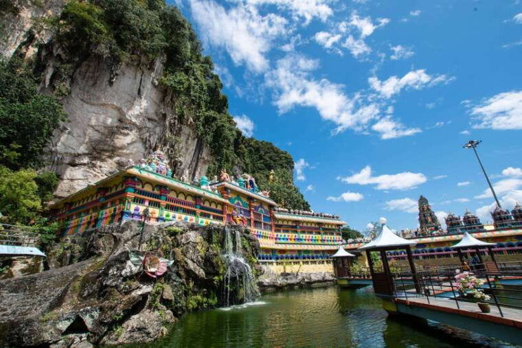 kuala-lumpur-batu-caves-ramayana-caves-and-kanching-falls