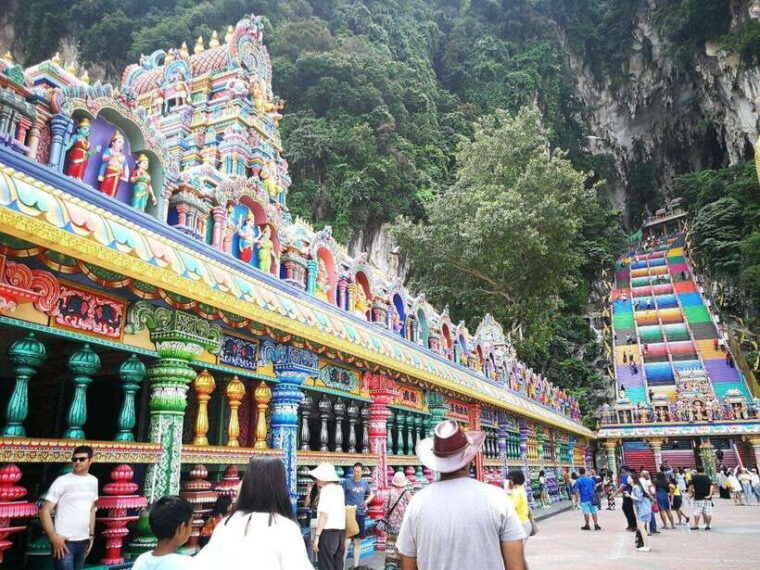 kuala-lumpur-batu-caves-thean-hou-temple-national-mosque
